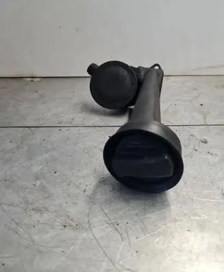 Volkswagen Transporter - Caravelle T4 Oil fill pipe 074115308B