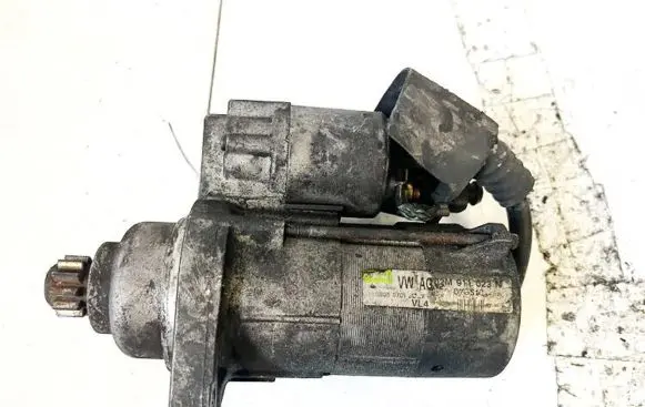 Volkswagen Touran I Starter motor 02M911023N D7GS10