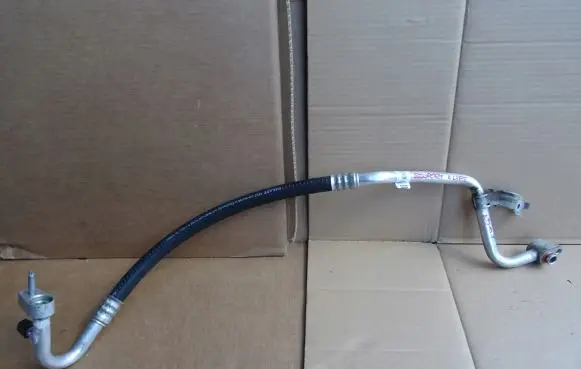 Ford Ecosport Air conditioning (A/C) pipe/hose JN1119F618AB