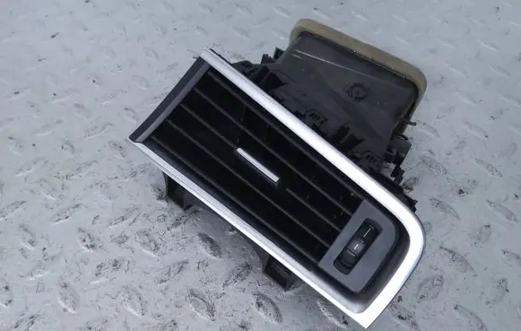 BMW 5 GT F07 Dashboard side air vent grill/cover trim 64229142583 9142583