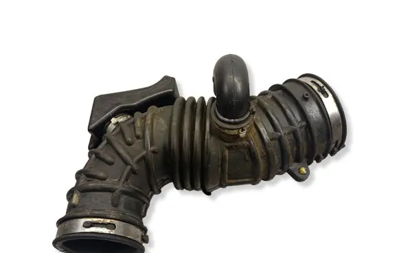 Ford Explorer Intercooler hose/pipe 4L2U9R504CA