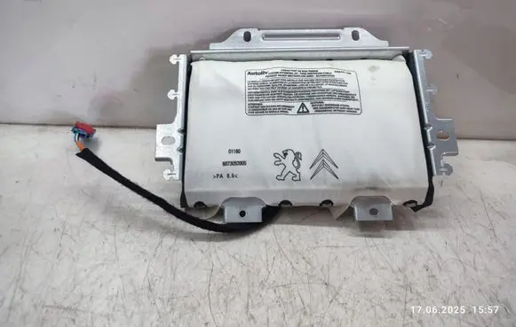 Peugeot 308 SW Passenger airbag 9681466680
