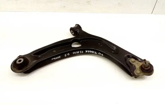 Volkswagen Tiguan Front lower control arm/wishbone