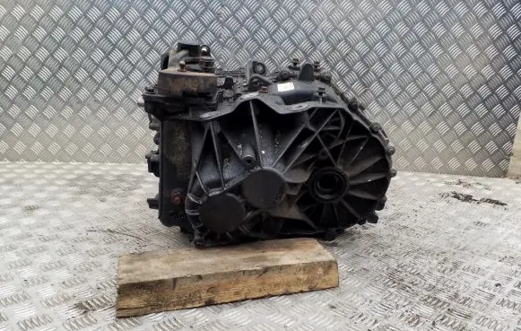 Manual 6 speed gearbox