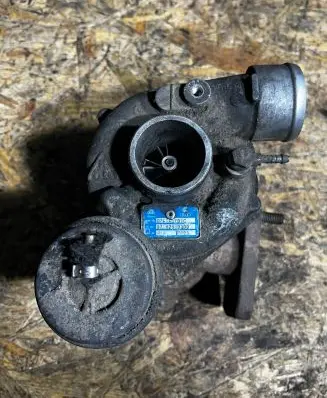 Volkswagen II LT Turbo 074145701C 976263300