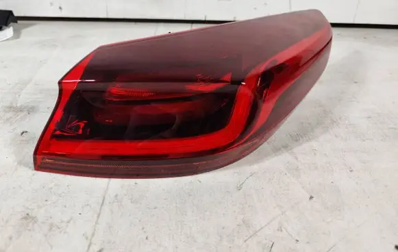 KIA Xceed Rear/tail lights J792432200