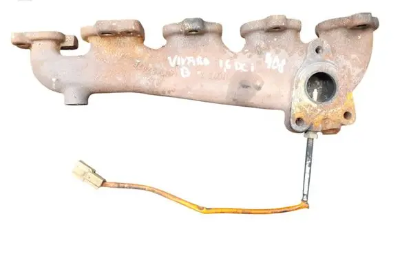 Opel Vivaro Exhaust manifold 140045202R
