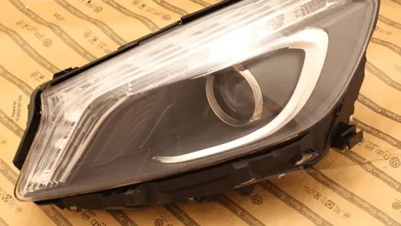 Mercedes-Benz A W176 Headlight/headlamp a1768201161KZ