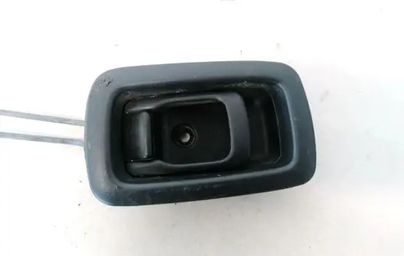Subaru Impreza I Rear door interior handle