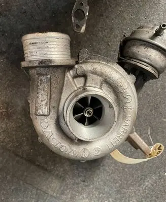Volvo V70 Turbo 3653122