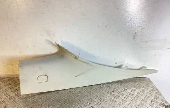 Volvo S90, V90 (D)pillar trim (top) 31389594