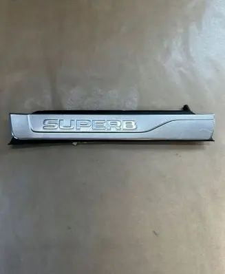 Skoda Superb B8 (3V) Rear sill trim cover 3V0853558P