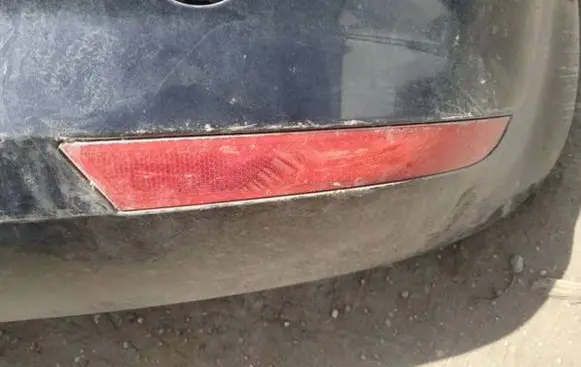Rear tail light reflector