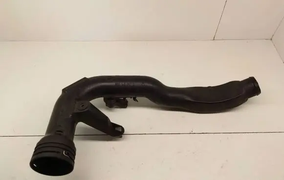 Audi A3 S3 8P Intercooler hose/pipe 3C0145762B 8E0145762D 8E0115340