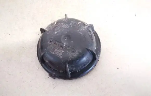 Volvo S80 Headlight/headlamp dust cover 9178538