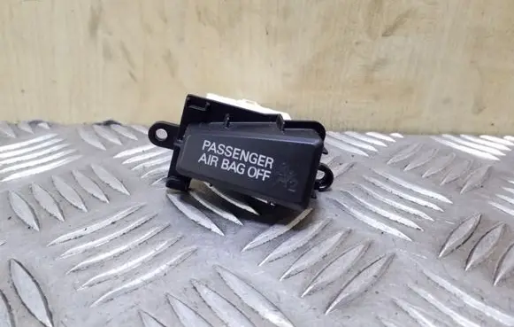 Mitsubishi Pajero Other devices