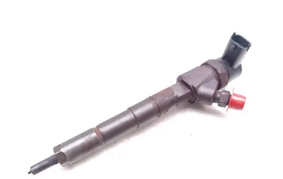 Fuel injector