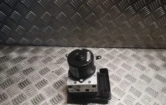BMW 3 E92 E93 ABS Pump 6789301
