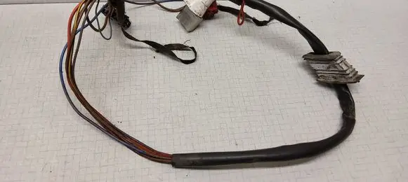 Audi A6 S6 C4 4A Cooling fan wiring 4A0971128