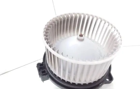 Subaru Impreza IV Heater fan/blower 8727006060 T1017802F