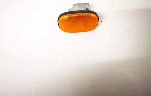 Toyota Previa (XR30, XR40) II Front fender indicator light 6r019461
