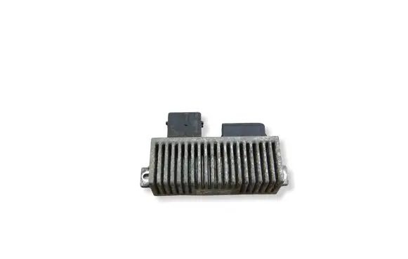 Nissan Note (E12) Glow plug pre-heat relay RCS812 8200558438A