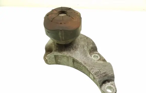 Audi A6 S6 C6 4F Engine mounting bracket 4F0199343M