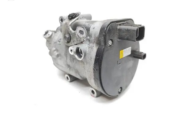 Toyota C-HR I Air conditioning (A/C) compressor (pump) 0424000370 FSB20C