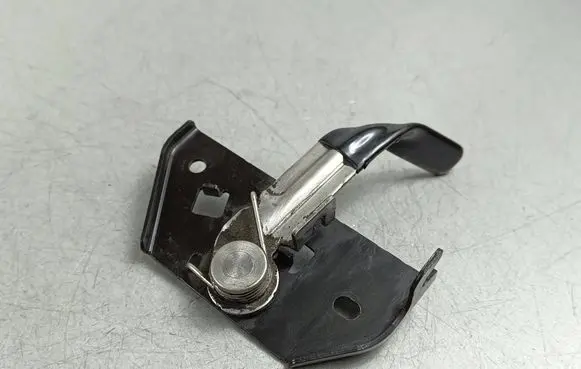 Honda CR-V Engine bonnet (hood) release handle 