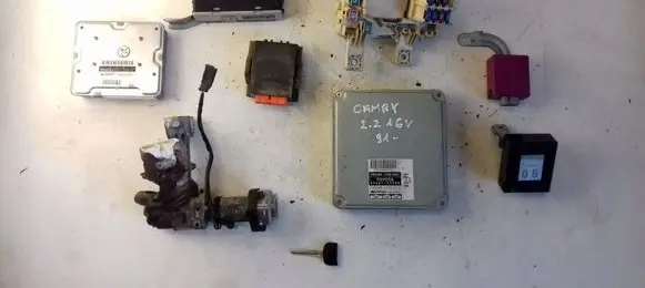Toyota Camry VIII XV70 Engine ECU kit and lock set 8966133480