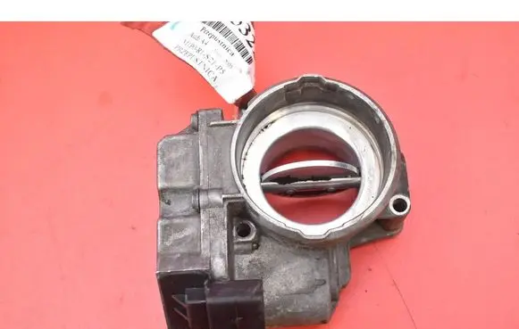 Audi A4 S4 B6 8E 8H Throttle body valve