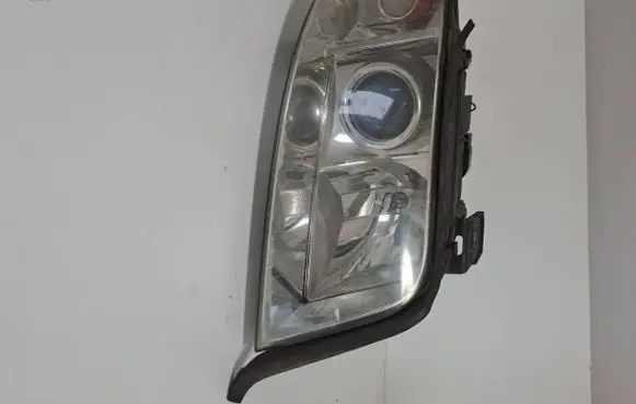 Audi A6 S6 C5 4B Headlight/headlamp 15593000
