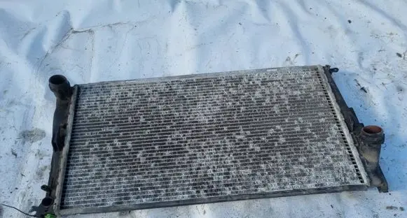 BMW 3 E90 E91 Coolant radiator 11074810