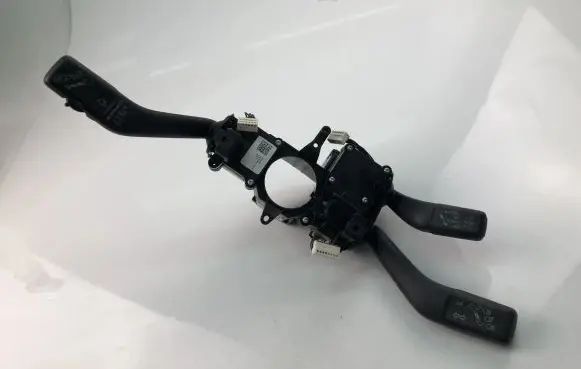 Volkswagen PASSAT B7 Indicator stalk 3C9953501CN