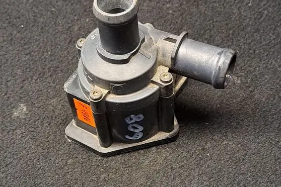 Audi A5 8T 8F Electric auxiliary coolant/water pump 06H121601J 8K0819147A