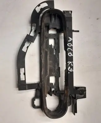 Rear door exterior handle/bracket