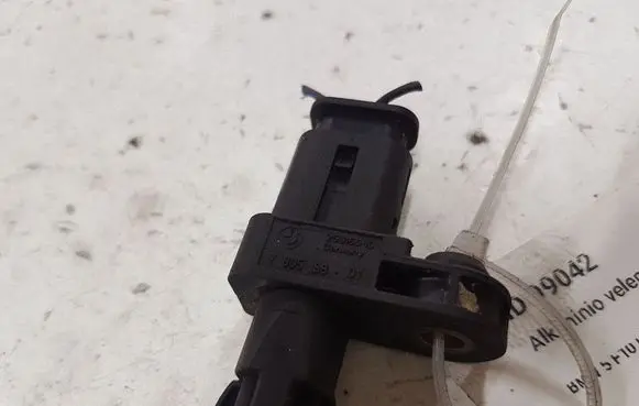 BMW 5 F10 F11 Crankshaft position sensor 7805188