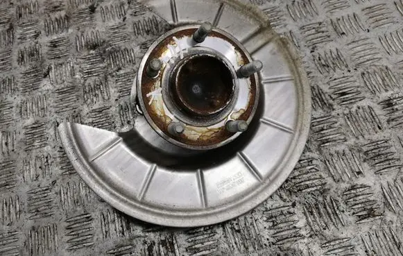Ford Focus Rear wheel hub