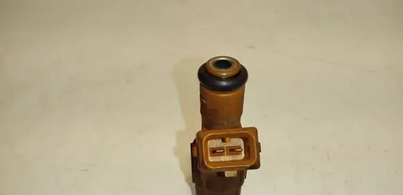 Volvo S60 Fuel injector 0280155831 9186340