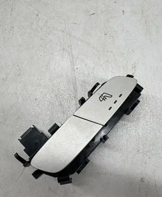 Mercedes-Benz GLC X253 C253 Seat heating switch A2139057302 SW133101 14797328