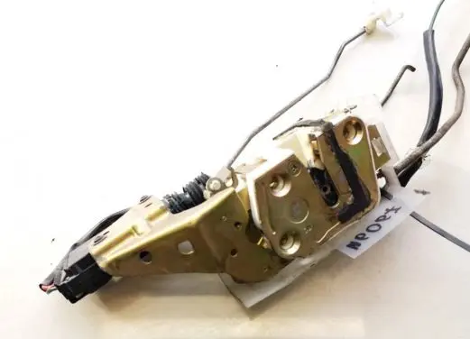 Mazda 323 F Front door lock