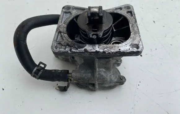 Toyota Avensis T220 Vacuum pump