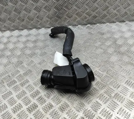 BMW 3 F30 F35 F31 Intake resonator 8601681 70604239