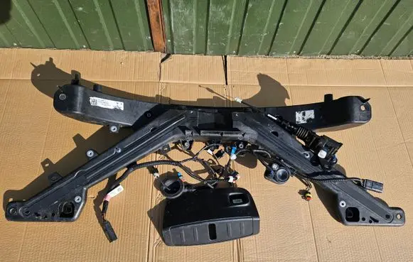 Tesla Model 3 Front piece kit 1118289