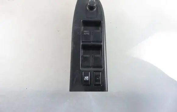 Suzuki Grand Vitara II Electric window control switch 62J001476T 64J201566T