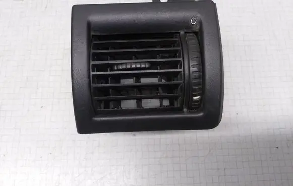 Opel Astra G Dashboard side air vent grill/cover trim