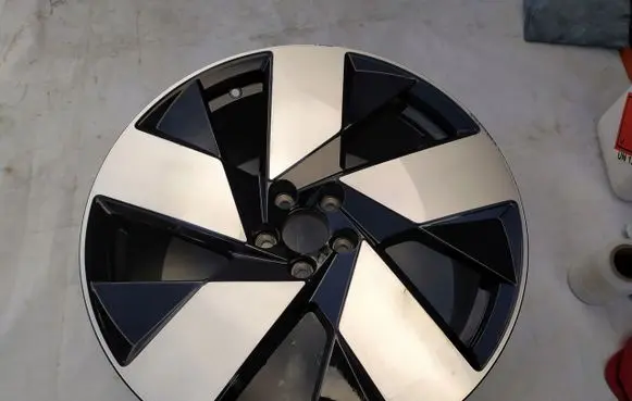 Volvo XC40 R20 alloy rim 32143630