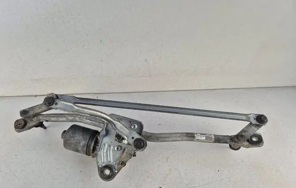 Front wiper linkage and motor