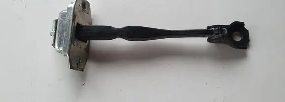 Nissan X-Trail T32 Front door check strap stopper