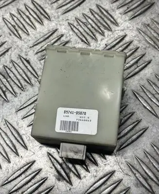 Toyota Avensis T250 Door control unit/module 8974105070 73668012